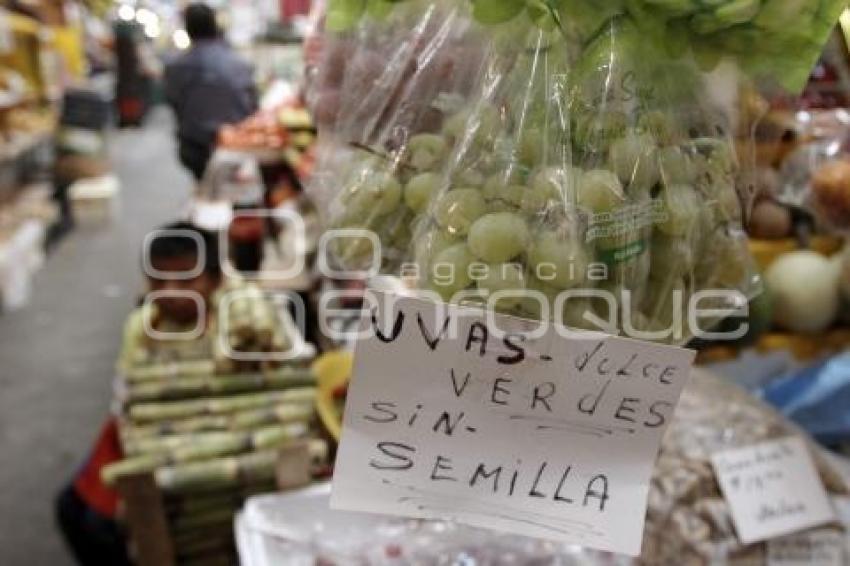 UVAS . AÑO NUEVO