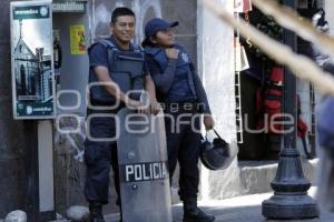 POLICÍAS . CENTRO HISTÓRICO