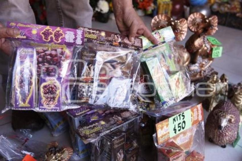 AMULETOS . AÑO NUEVO