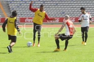 ENTRENAMIENTO LOBOS