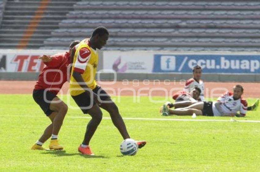 ENTRENAMIENTO LOBOS