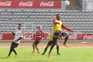 ENTRENAMIENTO LOBOS