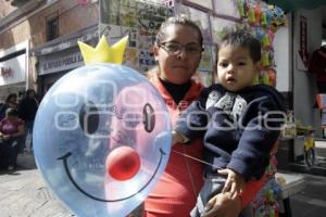 REYES MAGOS . VENTA DE GLOBOS