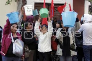 MANIFESTACIÓN AGUA