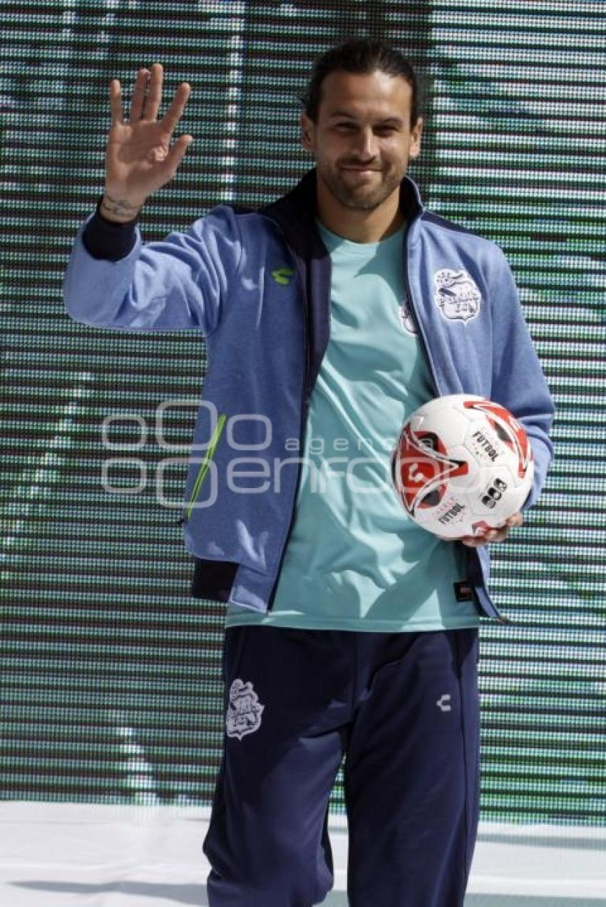 FUTBOL . PUEBLA FC . PRESENTACIÓN