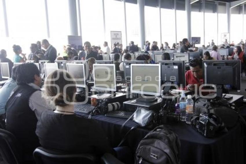 CUARTO INFORME DE GOBIERNO . PRENSA