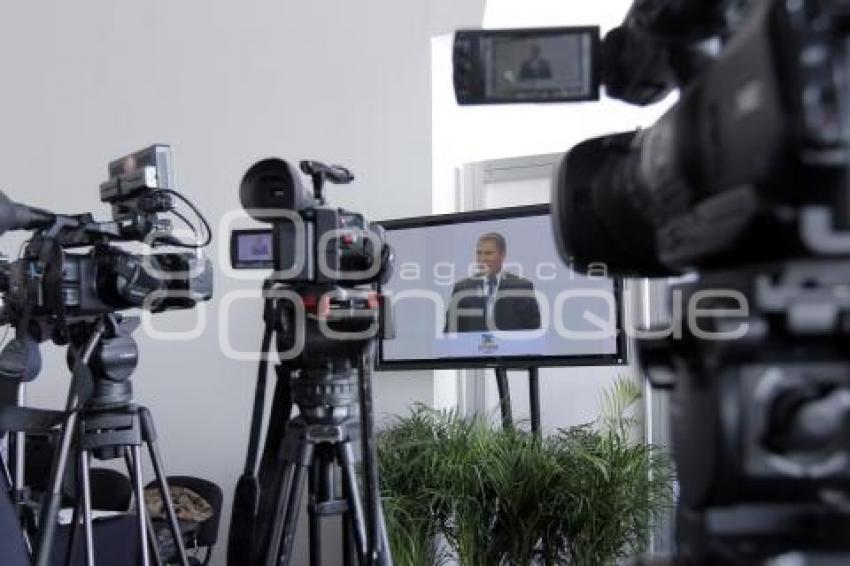 CUARTO INFORME DE GOBIERNO . PRENSA