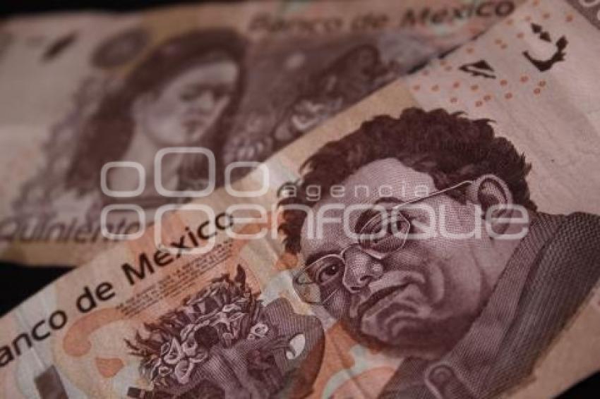 ECONOMÍA . DINERO