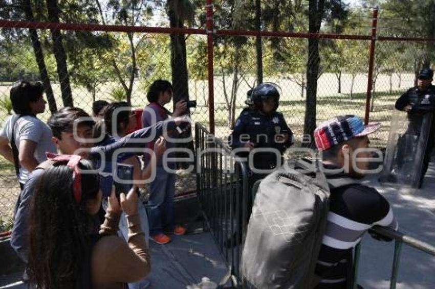 MANIFESTACIÓN ESTUDIANTES