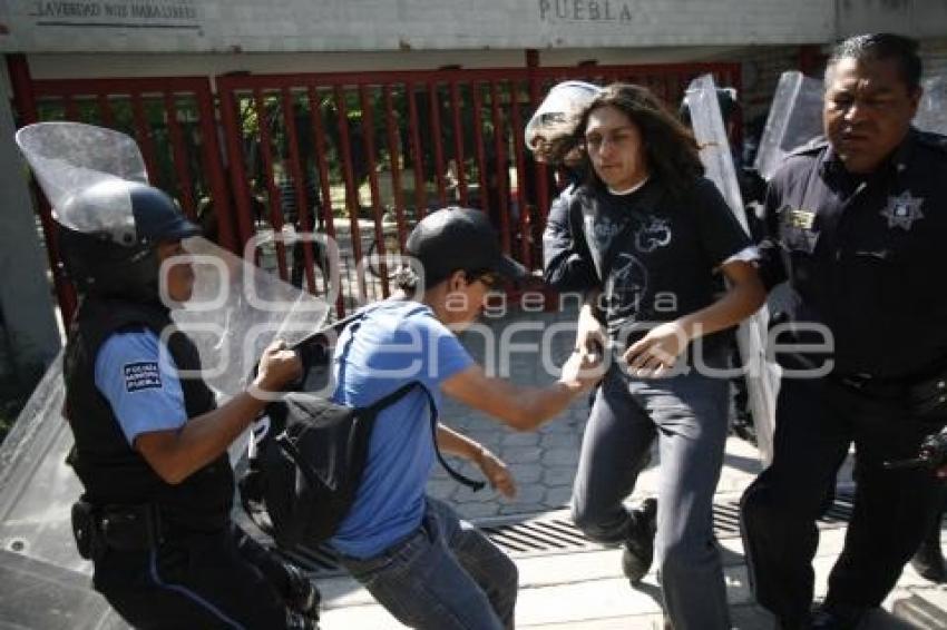 MANIFESTACIÓN ESTUDIANTES