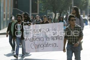 MANIFESTACIÓN DE ESTUDIANTES