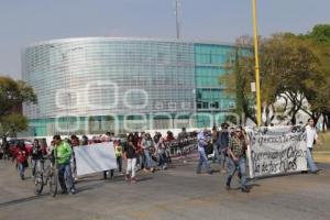 MANIFESTACIÓN DE ESTUDIANTES