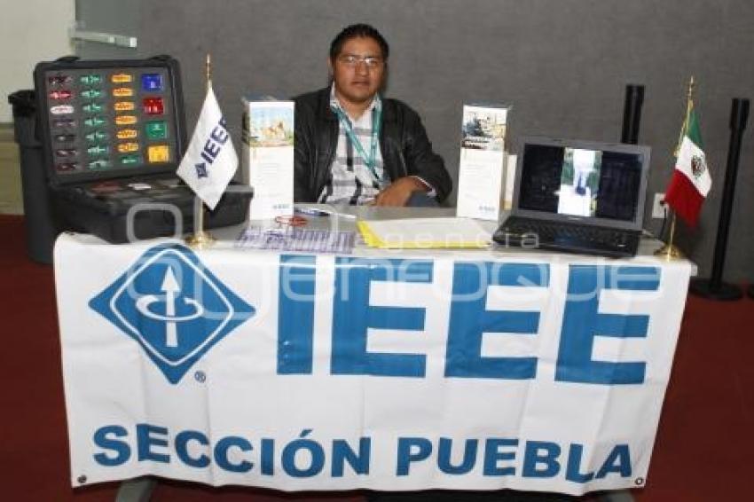 FERIA TEC. SERVICIO SOCIAL