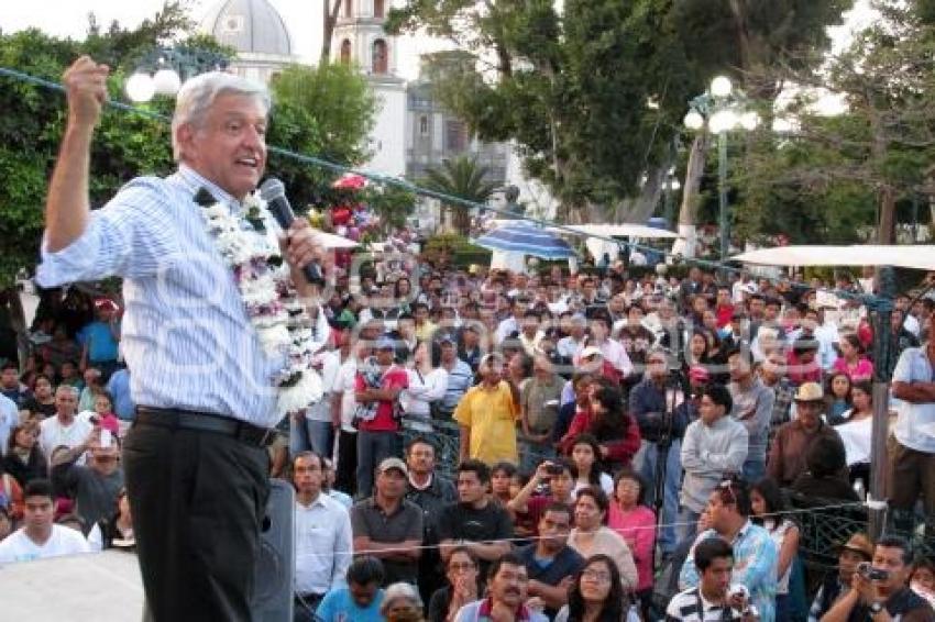 AMLO . TEHUACÁN