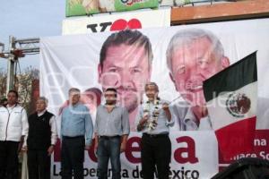 AMLO . TEHUACÁN