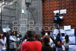 MANIFESTACIÓN ESTUDIANTES BUAP