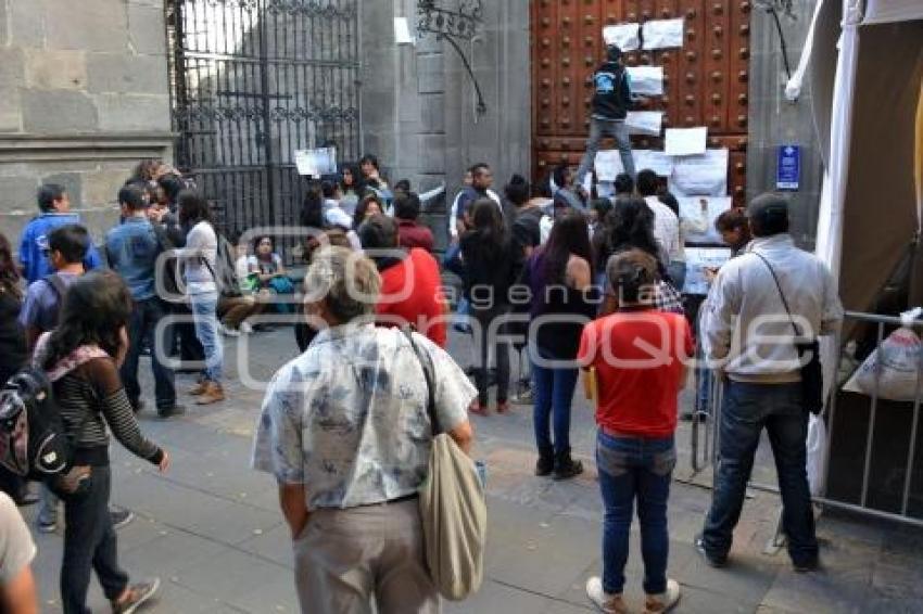 MANIFESTACIÓN ESTUDIANTES BUAP