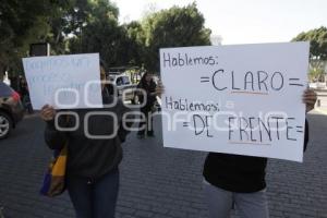 MANIFESTACIÓN ESTUDIANTES BUAP