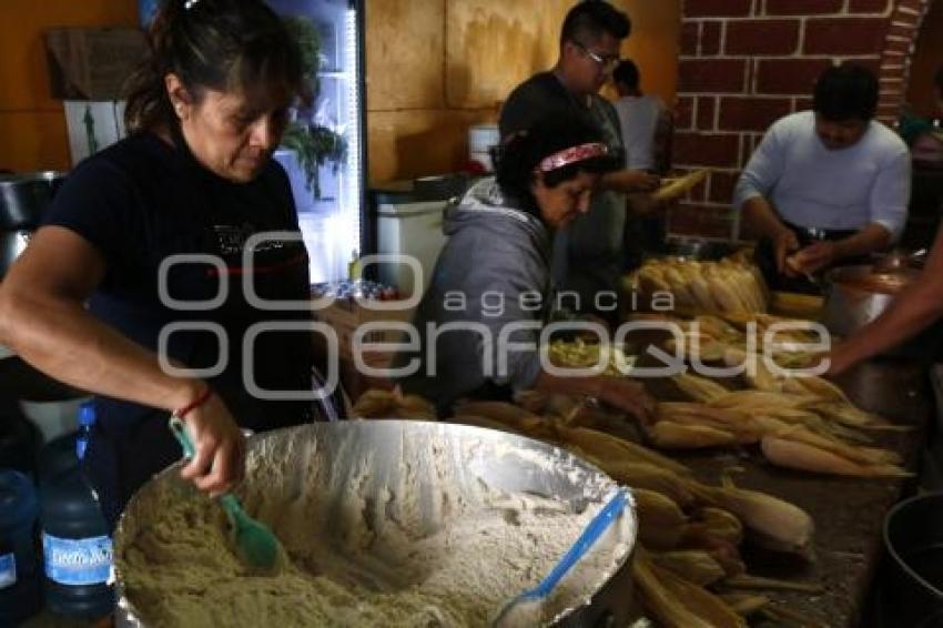 ELABORACIÓN DE TAMALES