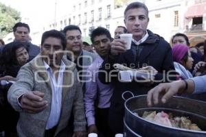 ANTONIO GALI CELEBRA CANDELARIA