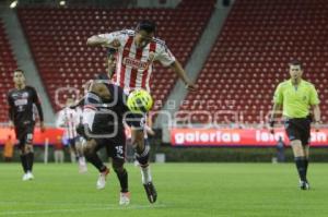 FUTBOL . CHIVAS VS LOBOS