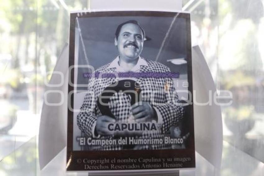 EXPOSICIÓN HOMENAJE A CAPULINA