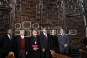 ENTREGA OBRA PUERTAS CATEDRAL