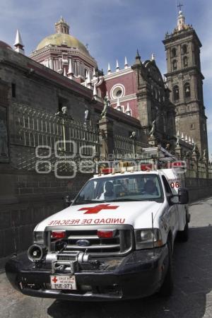 PARAMEDICOS . CRUZ ROJA