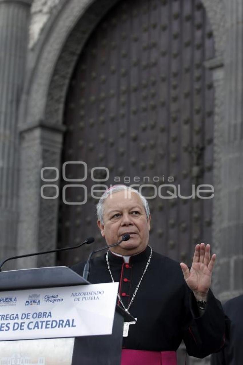 ENTREGA OBRA PUERTAS CATEDRAL