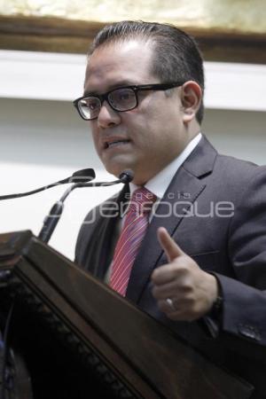 GERARDO MEJÍA . LIBRE DE DERECHO