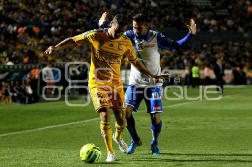 FUTBOL . TIGRES VS PUEBLA