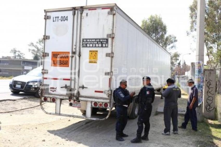 SEGURIDAD . TRAILER ROBADO