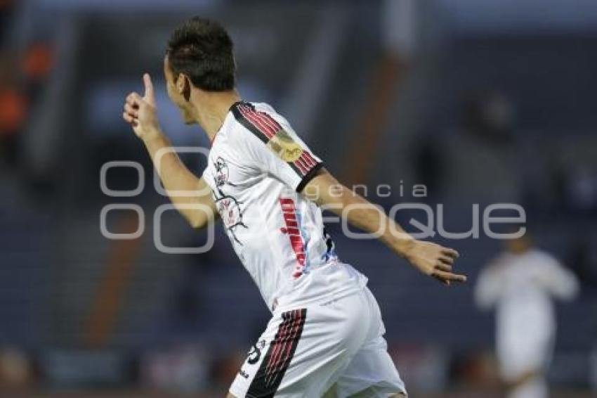 FUTBOL . LOBOS VS NECAXA