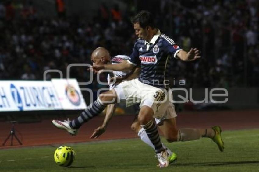 FÙTBOL . LOBOS VS CHIVAS