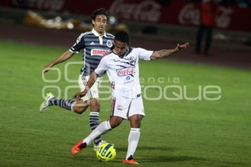 FUTBOL . LOBOS VS CHIVAS