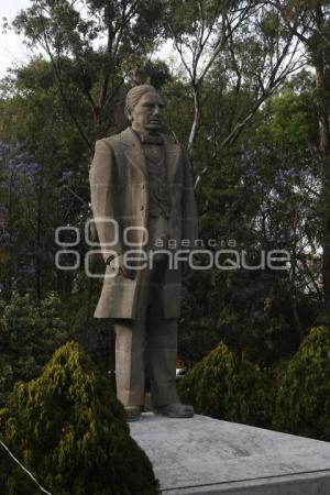 MONUMENTO A BENÍTO JUAREZ