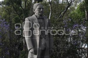 MONUMENTO A BENÍTO JUAREZ