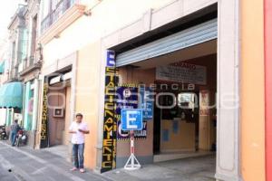 ESTACIONAMIENTOS