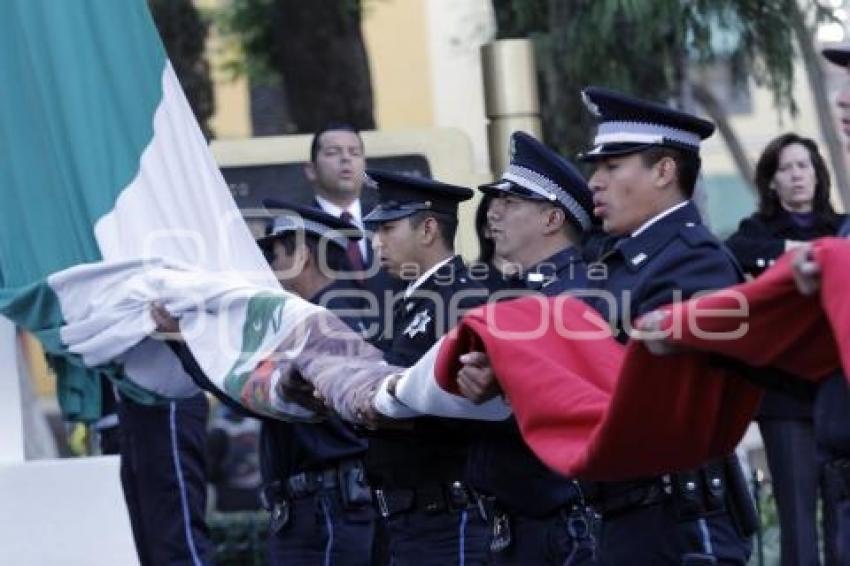 DÍA DE LA BANDERA . AYUNTAMIENTO