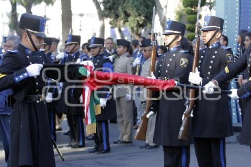 DÍA DE LA BANDERA . AYUNTAMIENTO