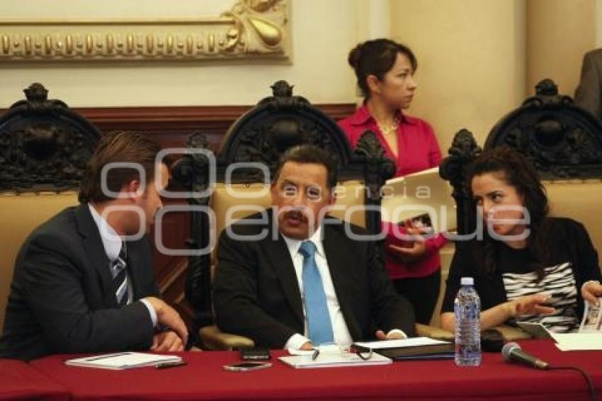 COMPARECENCIA BENJAMÍN LOBATO