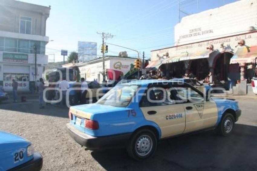 MANIFESTACIÓN TAXISTAS . ACATLÁN