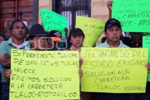 MANIFESTACIÓN FRENTE AL CONGRESO