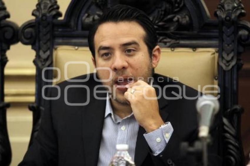 SESIÓN EXTRAORDINARIA DE CABILDO