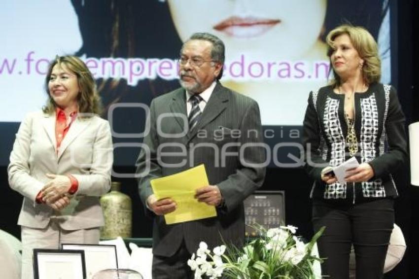 FORO DE MUJERES EMPRENDEDORAS