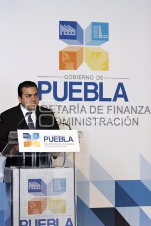 ROBERTO MOYA . SECRETARÍA DE FINANZAS