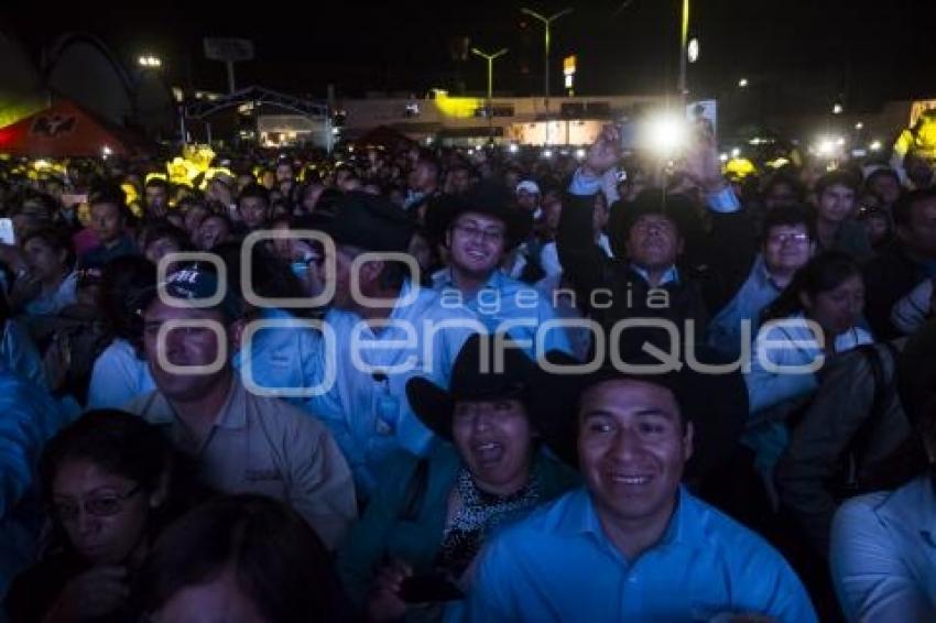 DÍA DEL MECÁNICO . CONCIERTO