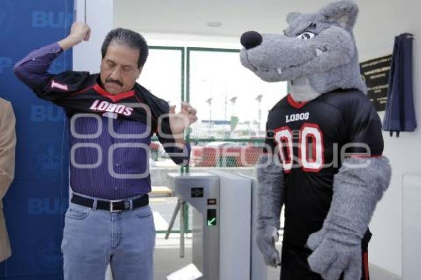 CAMPO FÚTBOL AMERICANO . BUAP