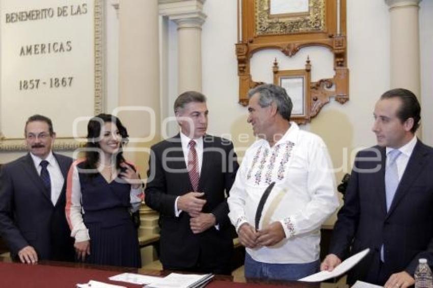 SESIÓN CABILDO . AYUNTAMIENTO