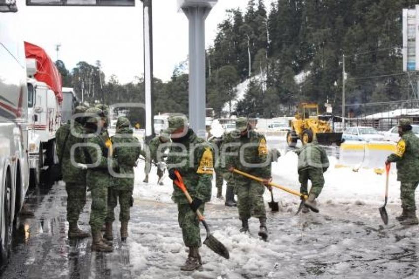 NEVADA . CIERRE DE AUTOPISTA